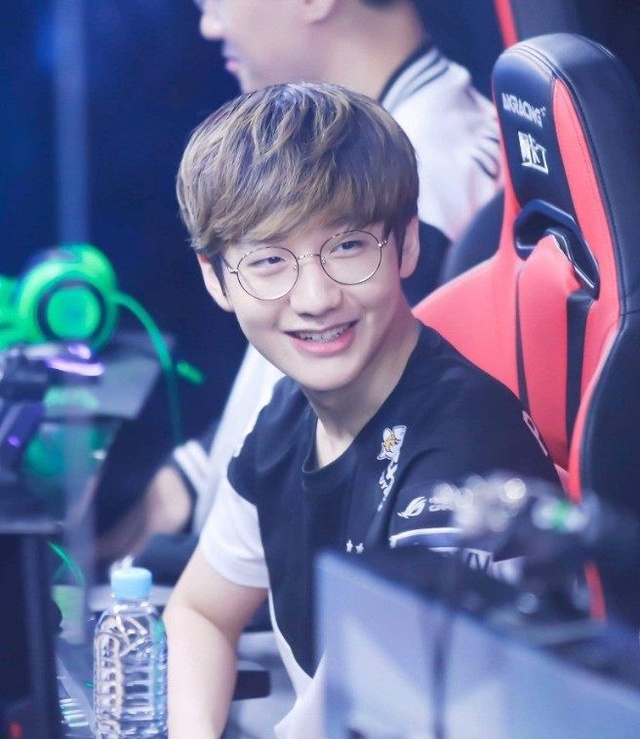 内马尔则以 内马尔则以