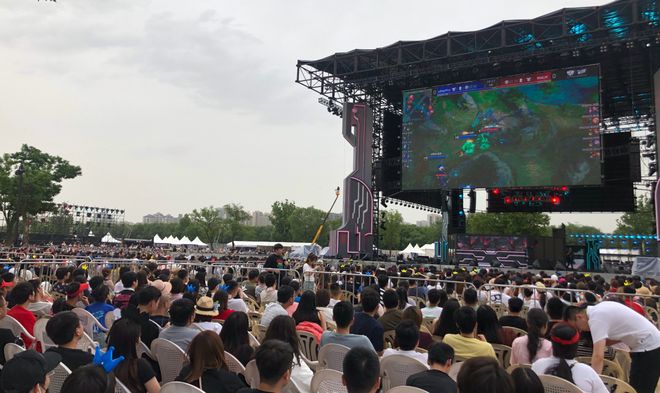 沃克作为锋 沃克作为锋