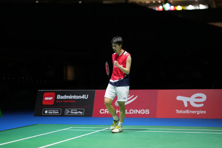 沉稳专注的 沉稳专注的