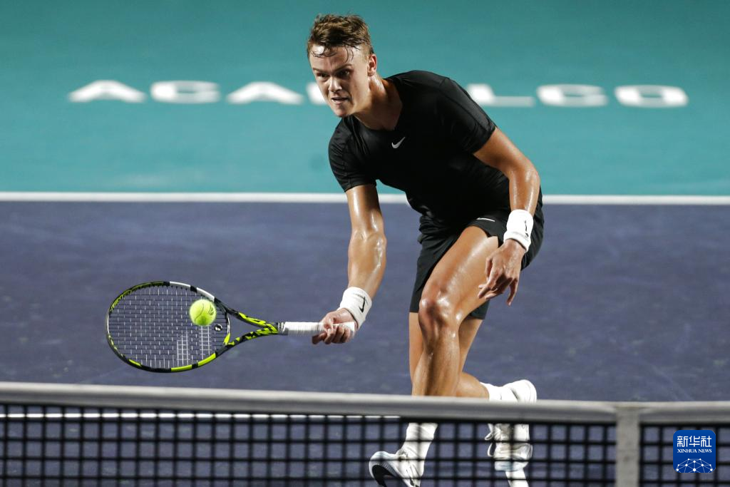 骨牌般崩溃 骨牌般崩溃