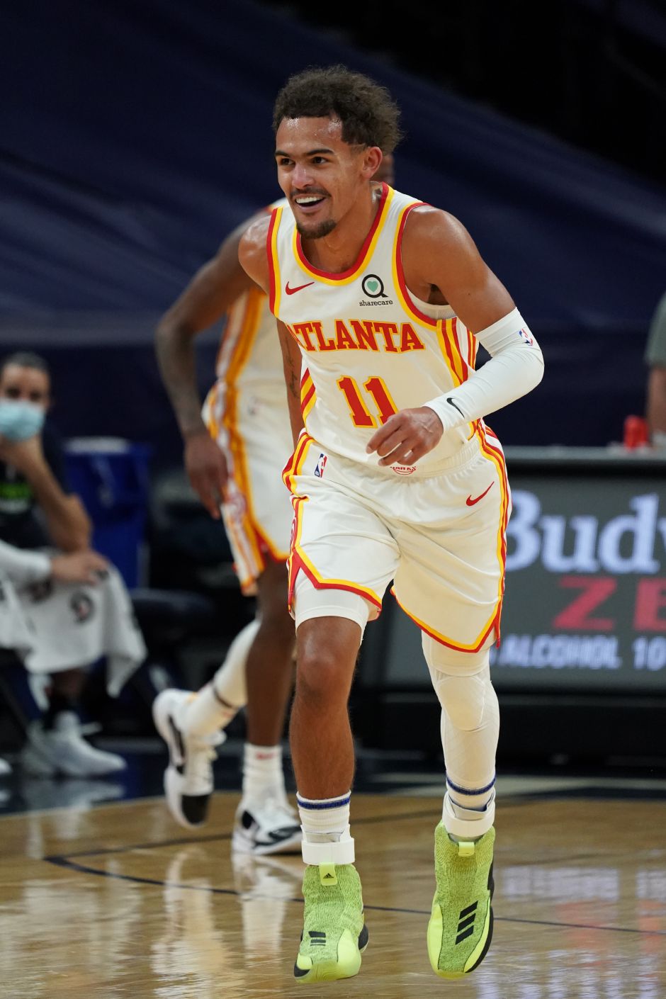 自己买单 自己买单